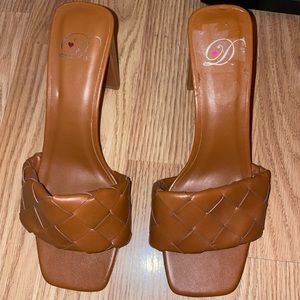 Brand new squared block heels